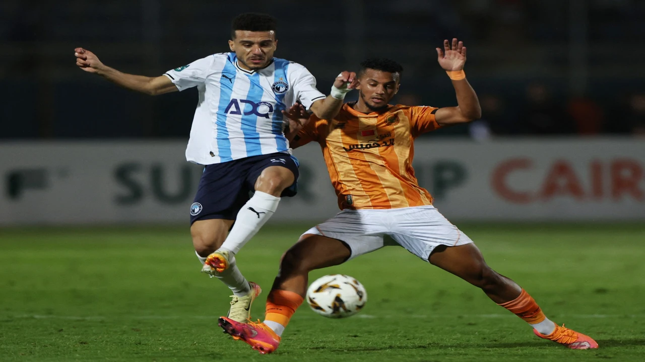 صدام مرتقب.. موعد مباراة بيراميدز ونهضة بركان بتشكيل الفريقين والقنوات الناقلة